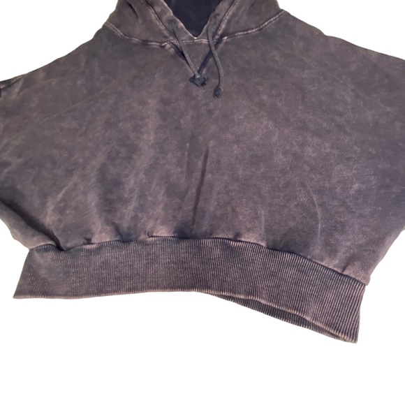 Aeropostale Cropped Sweatshirt with hoodie Size Small Distressed - Picture 5 of 8
